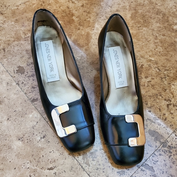 Jones New York Shoes - Jones New York Heels | Black Leather Pumps | Size 5